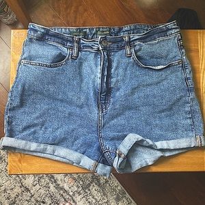 HIGH RISE blue Jean shorts, size 14 women